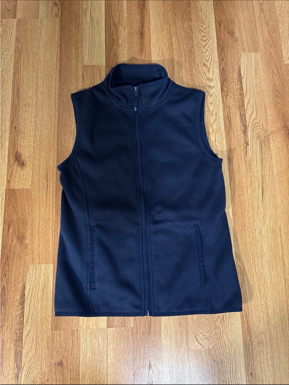 Vineyard Vines XS vest